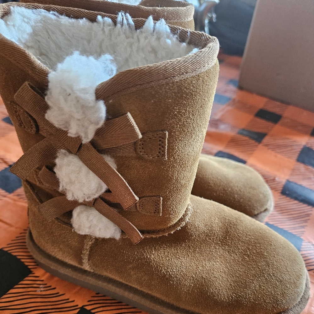 Kids Koolaburra Uggs